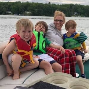 Meet your Posher, Rachel